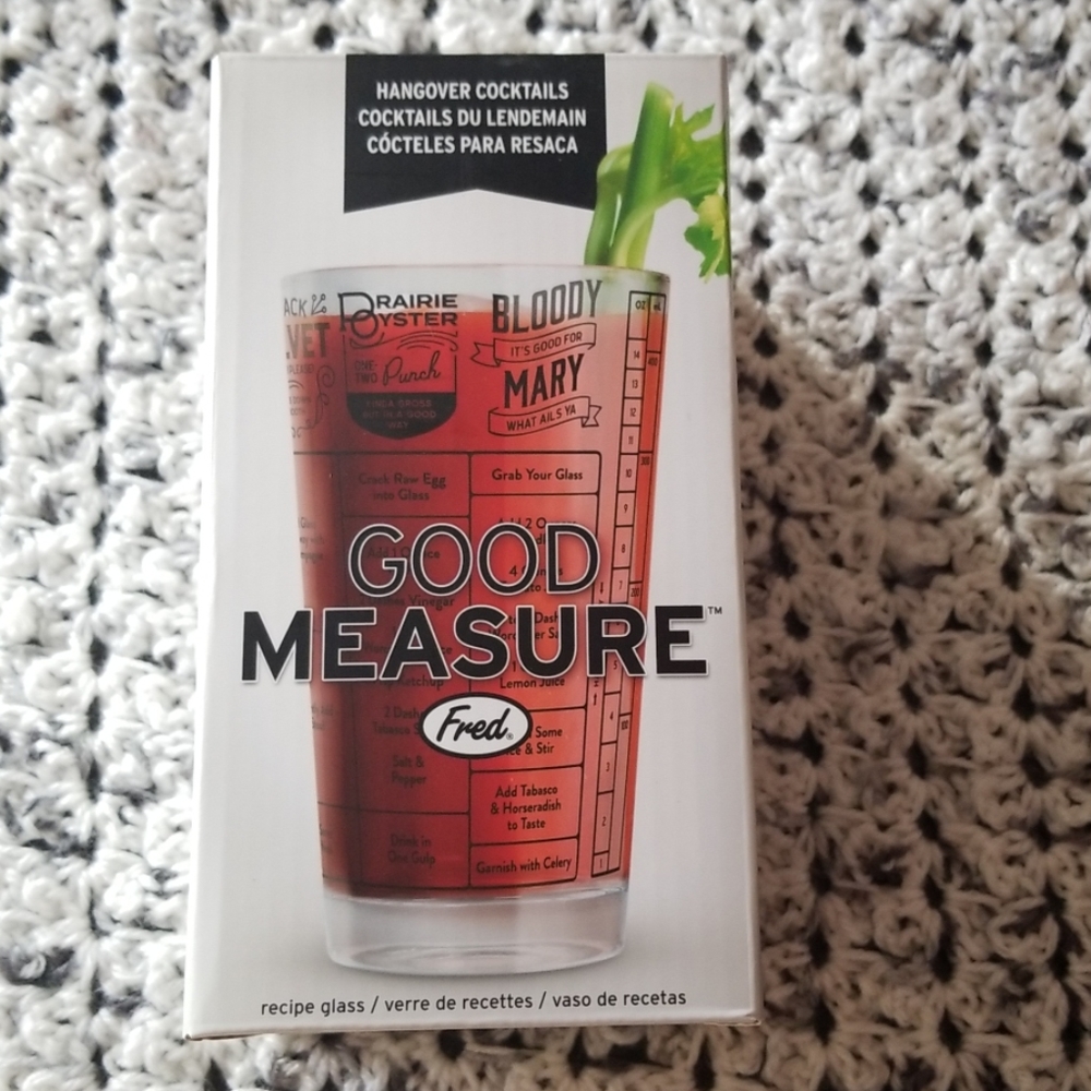 Cocktail measuring glass